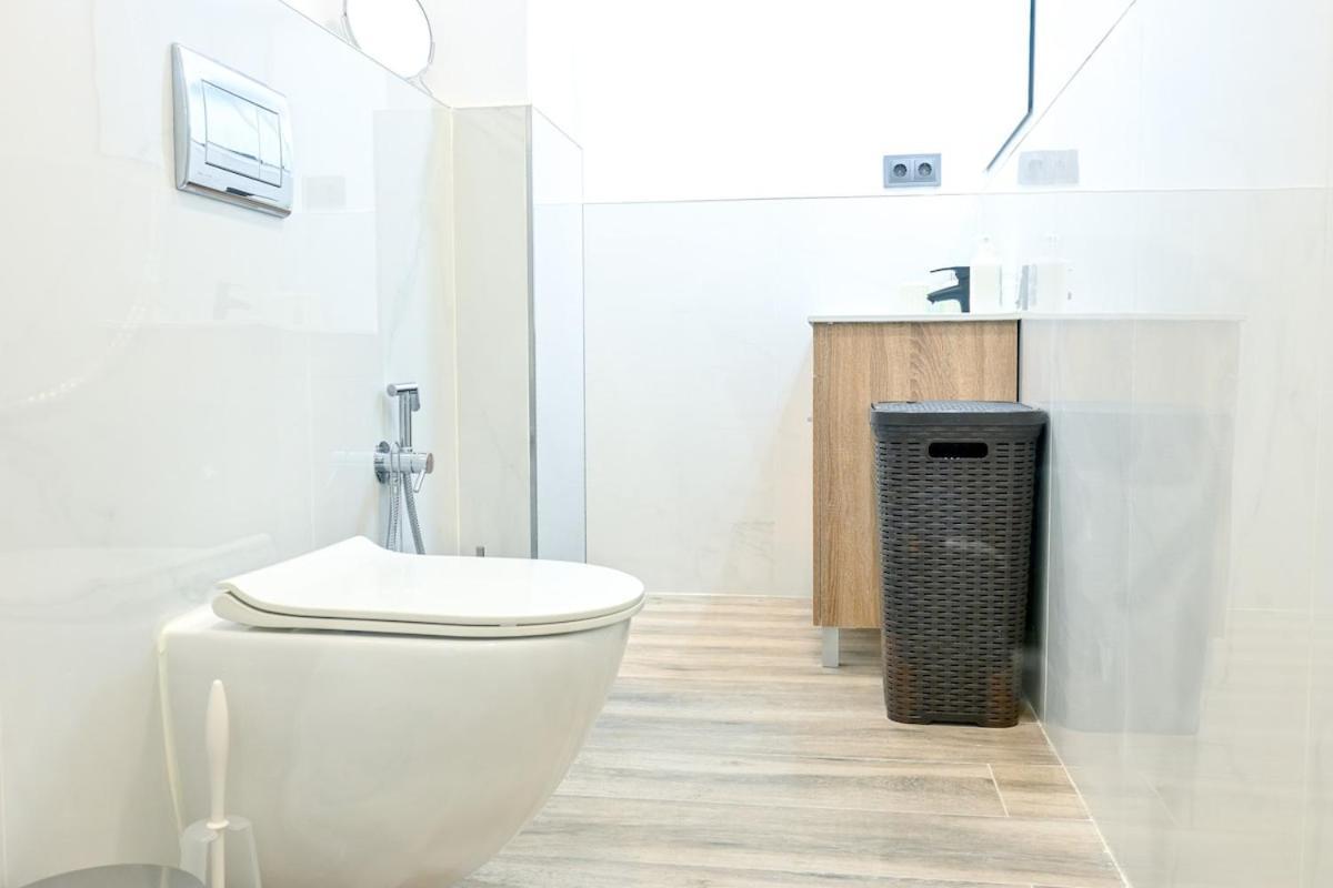 Apartamento For Rentalas Temporary Two Bedroom Boy5b Madrid